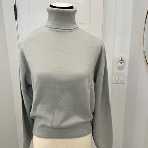 Scottish cashmere turtleneck sweater